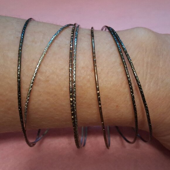 Bangle Bracelets -- Set of 7  --  2 3/4" Diameter -- Light & Dark Tones - Picture 4 of 12